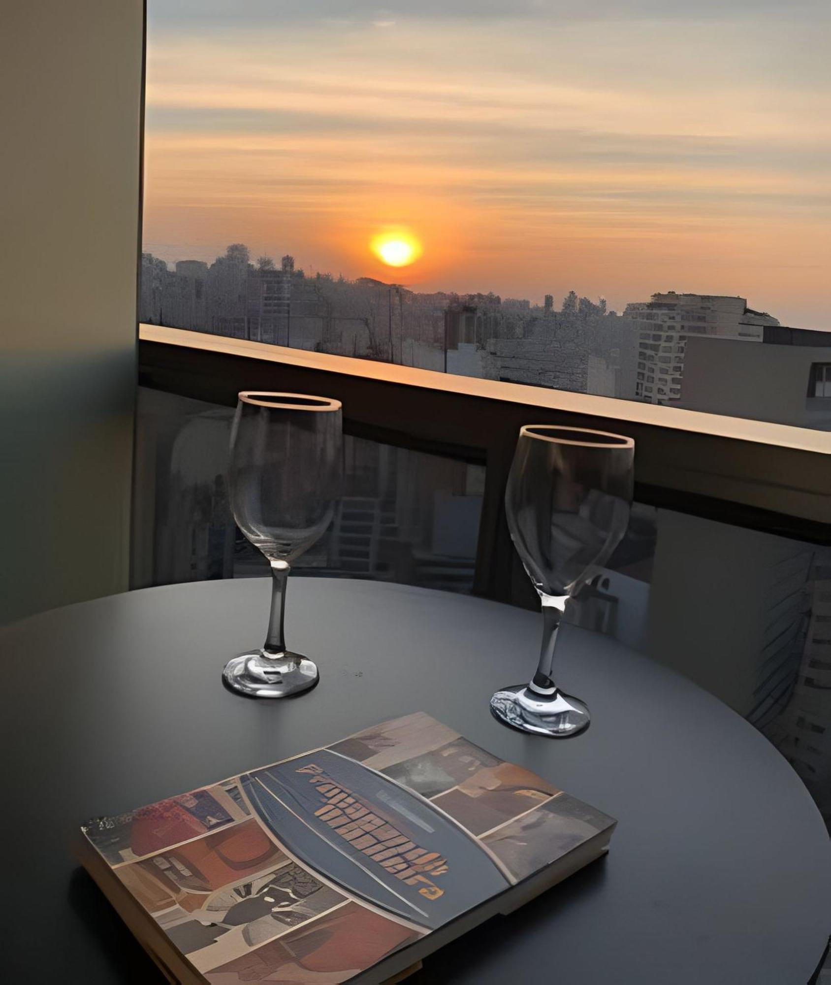 22o Andar, Praca Da Republica, Sp 2215 Apartamento *