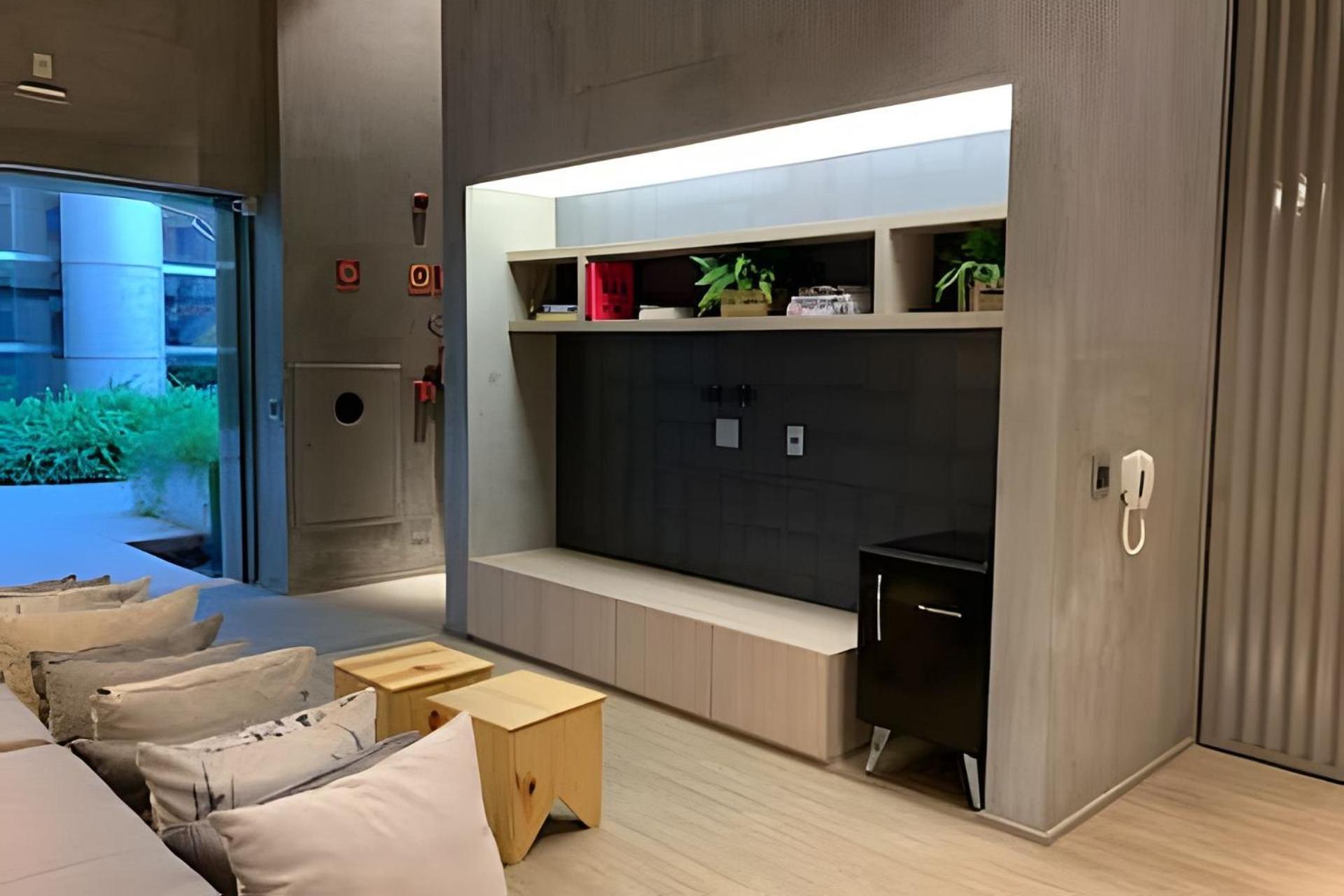 Apartamento 22o Andar, Praca Da Republica, Sp 2215 *